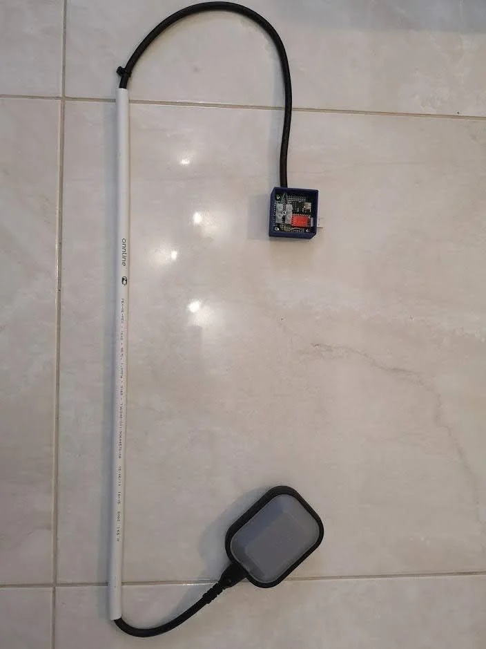 Complete septic tank alarm unit with float switch and 3D-printed enclosure